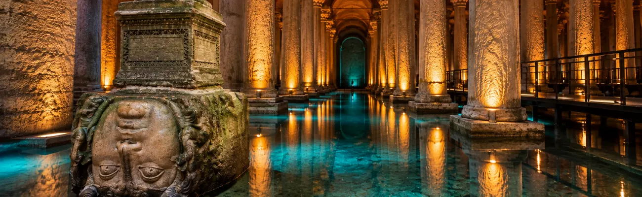 How Long Is The Queue At Basilica Cistern? 